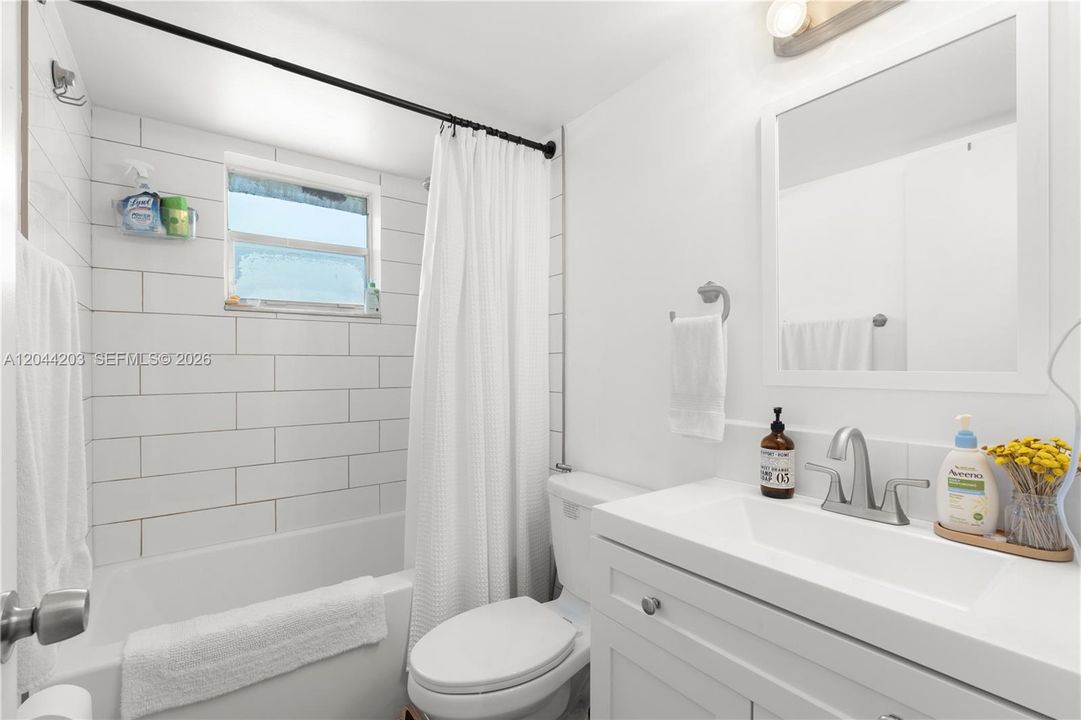 En Venta: $185,000 (2 camas, 1 baños, 850 Pies cuadrados)