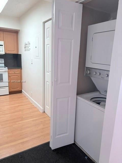 В аренду: $2,600 (2 спален, 2 ванн, 1134 Квадратных фут)
