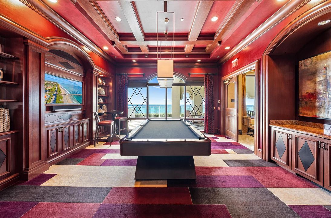 One Singer~ Game Room