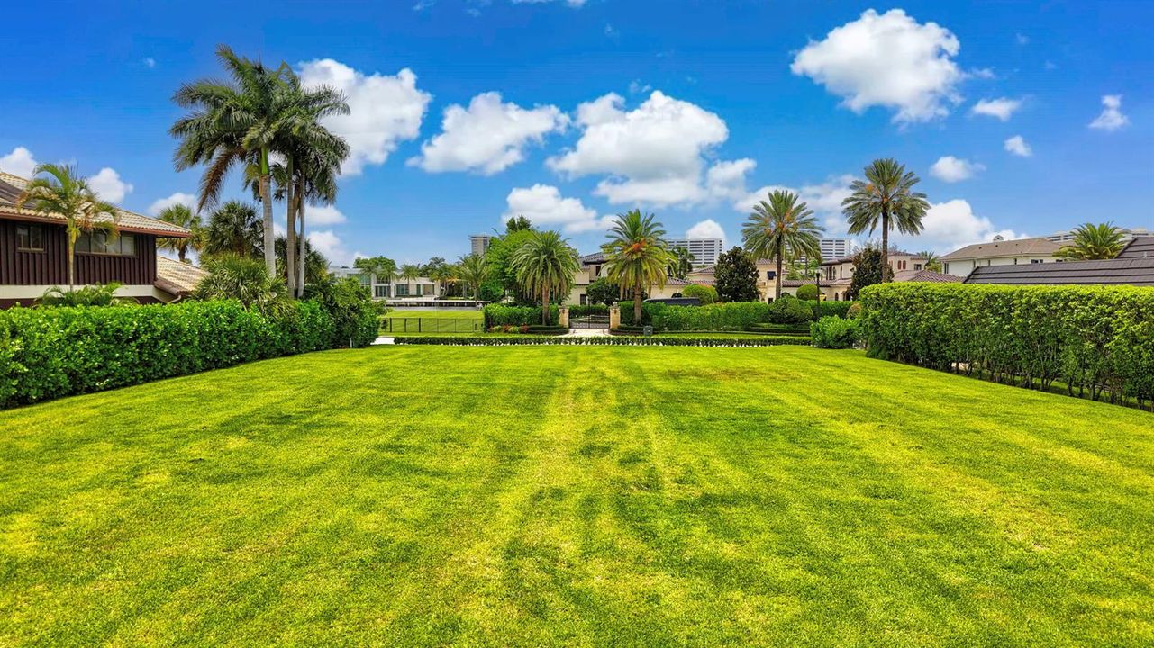 1845 Royal Palm Wa