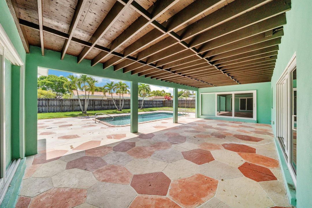 27 Cabana Bath (3)