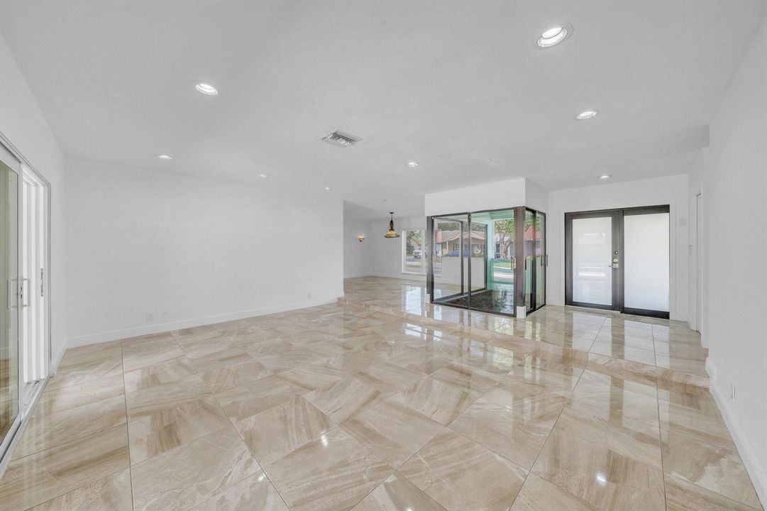 7 Living Area (1)