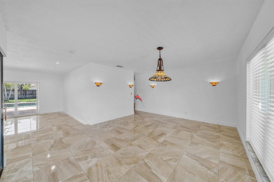 9 Dining Area (2)