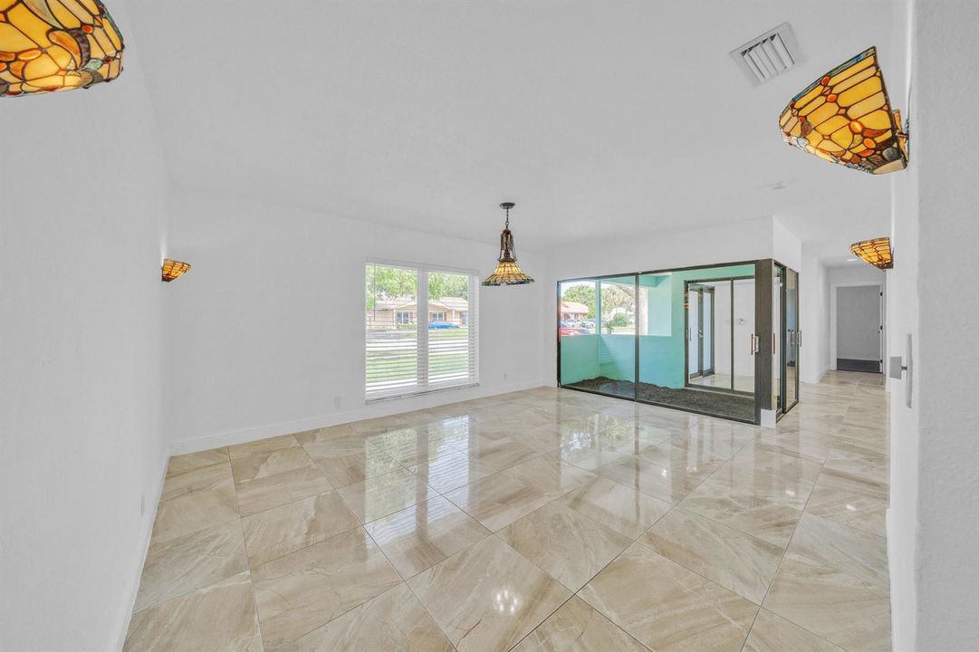 20 Dining Area
