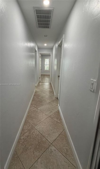 В аренду: $3,000 (3 спален, 2 ванн, 3667 Квадратных фут)
