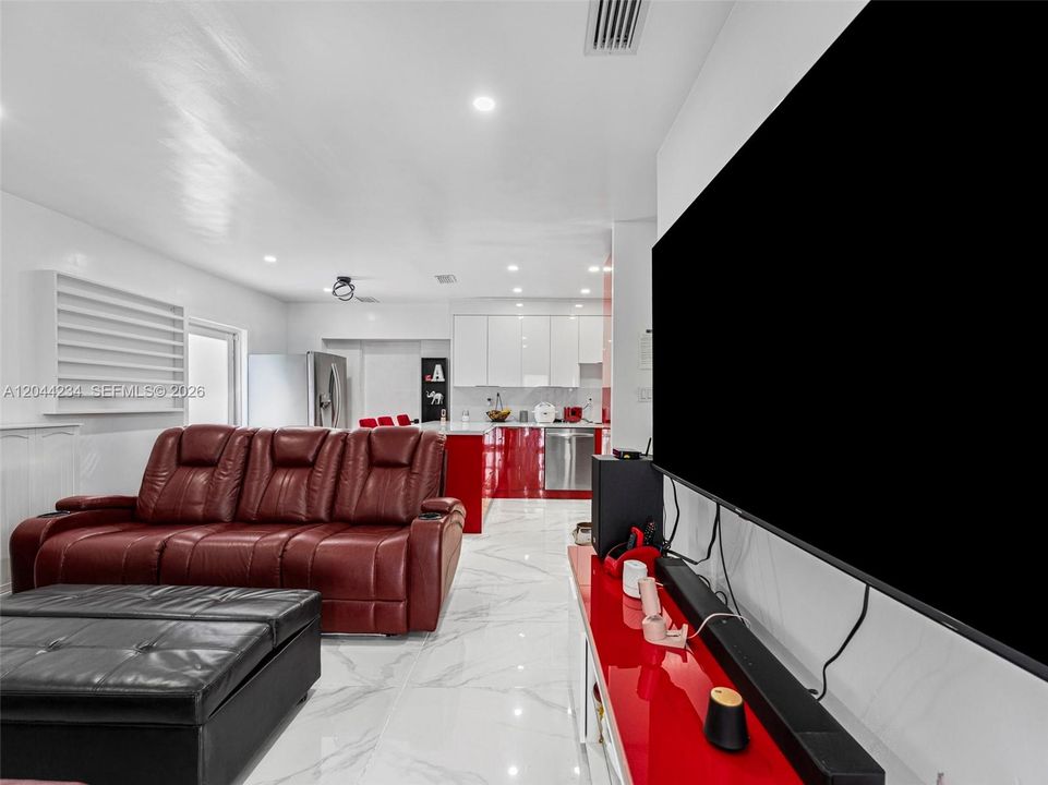 На продажу: $499,900 (3 спален, 1 ванн, 1518 Квадратных фут)