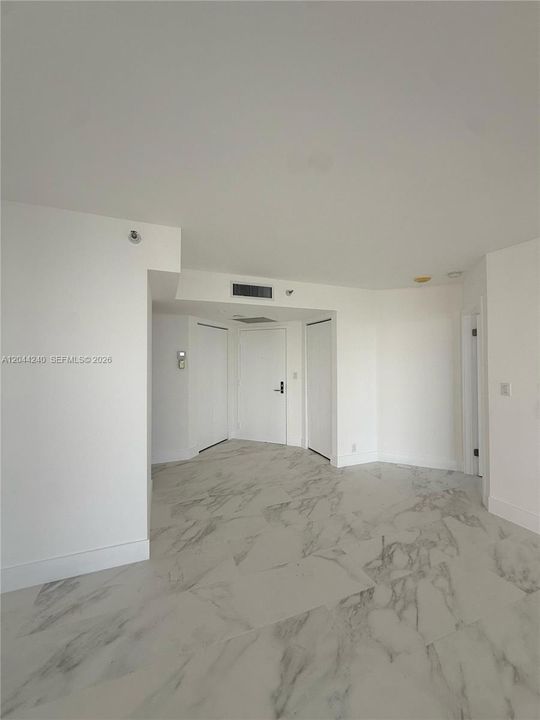 На продажу: $650,000 (2 спален, 2 ванн, 1361 Квадратных фут)
