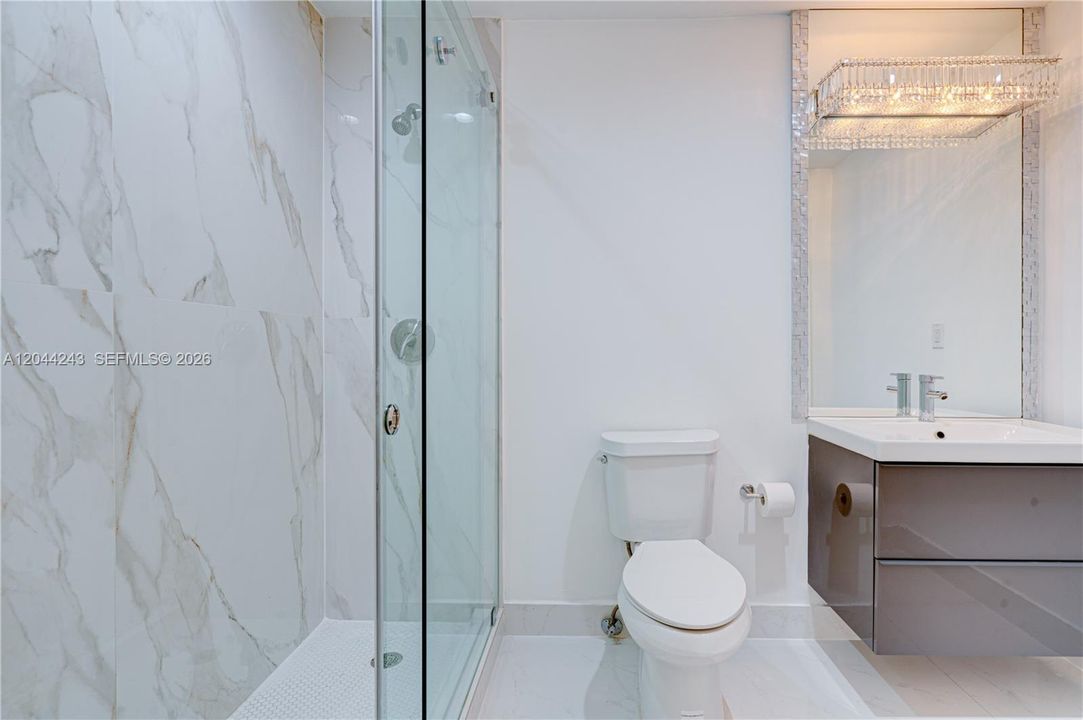 For Rent: $14,900 (4 beds, 3 baths, 2316 Square Feet)