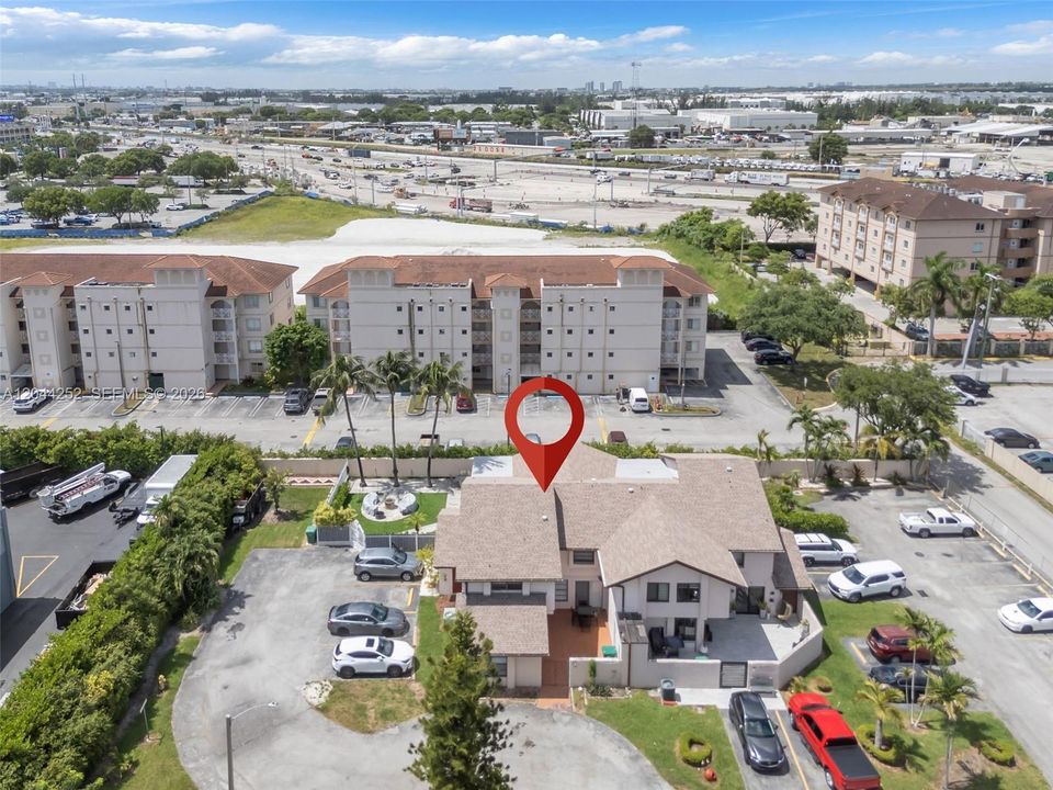 En Venta: $290,000 (3 camas, 2 baños, 1171 Pies cuadrados)