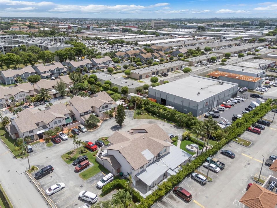 En Venta: $290,000 (3 camas, 2 baños, 1171 Pies cuadrados)