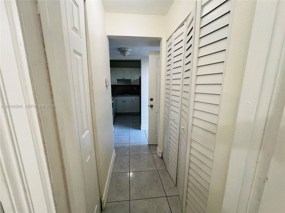 В аренду: $1,900 (1 спален, 1 ванн, 752 Квадратных фут)