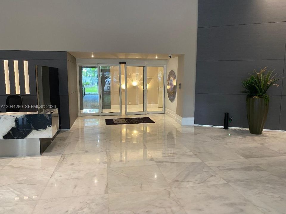 На продажу: $450,000 (2 спален, 2 ванн, 1181 Квадратных фут)