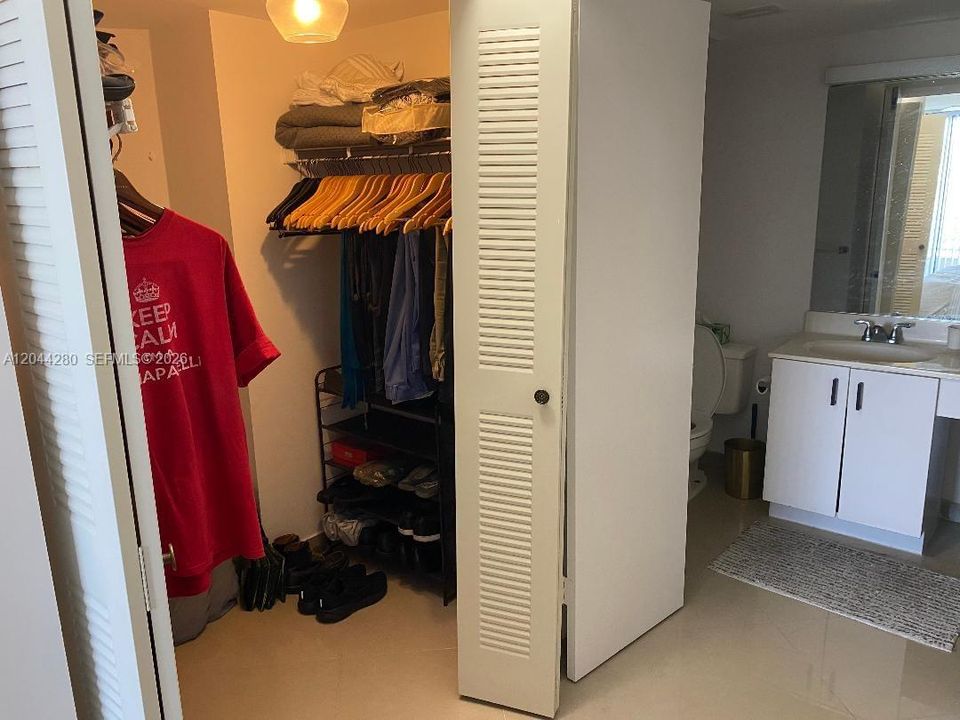 На продажу: $450,000 (2 спален, 2 ванн, 1181 Квадратных фут)