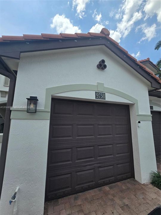 В аренду: $3,450 (3 спален, 2 ванн, 1635 Квадратных фут)