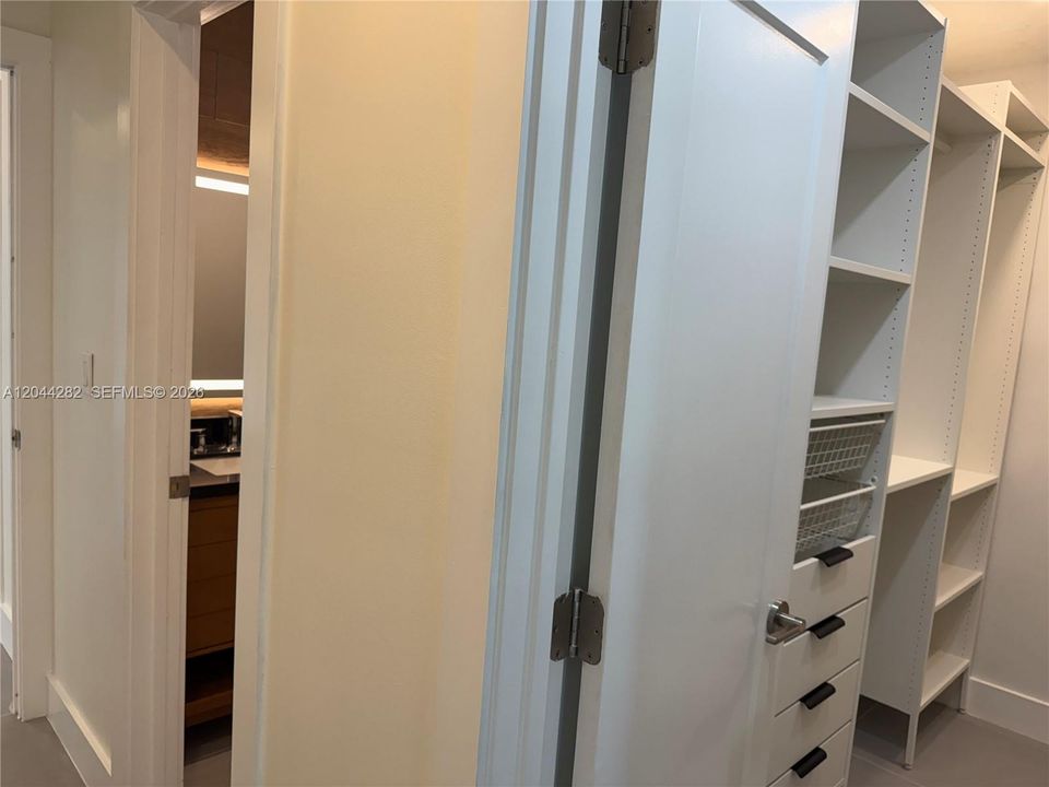 En Venta: $519,900 (2 camas, 2 baños, 1273 Pies cuadrados)