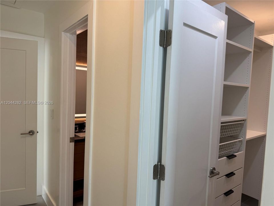 En Venta: $519,900 (2 camas, 2 baños, 1273 Pies cuadrados)