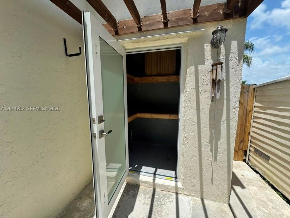 En Venta: $519,900 (2 camas, 2 baños, 1273 Pies cuadrados)