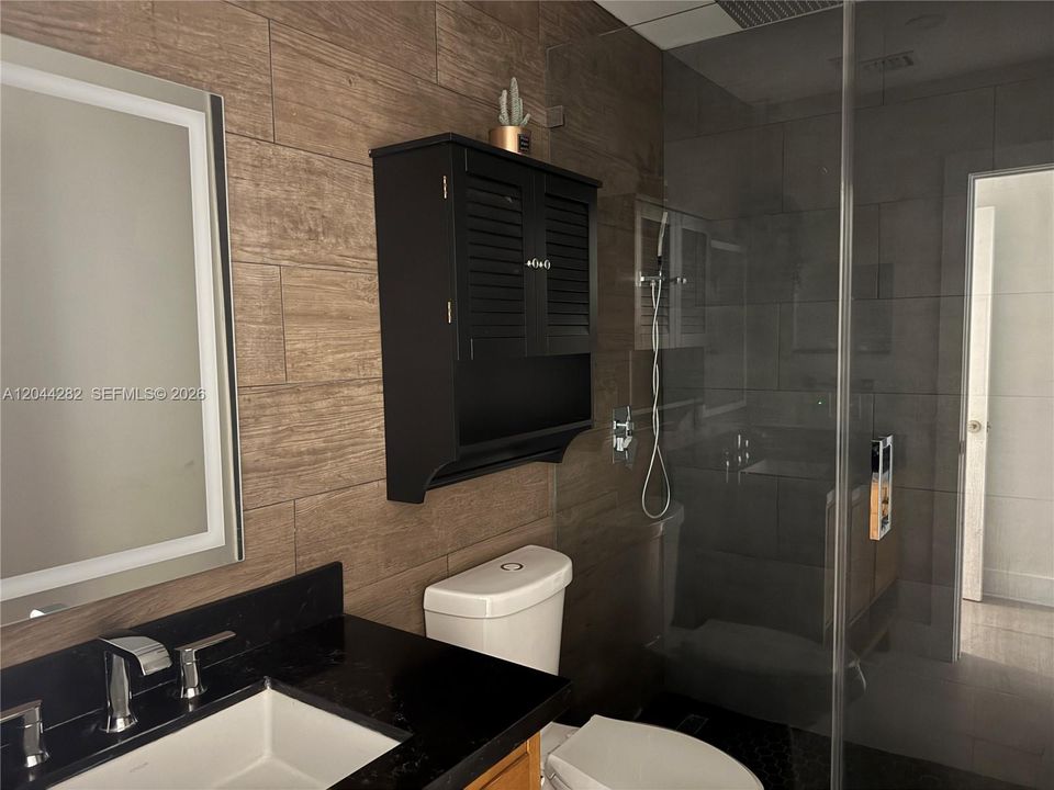 En Venta: $519,900 (2 camas, 2 baños, 1273 Pies cuadrados)