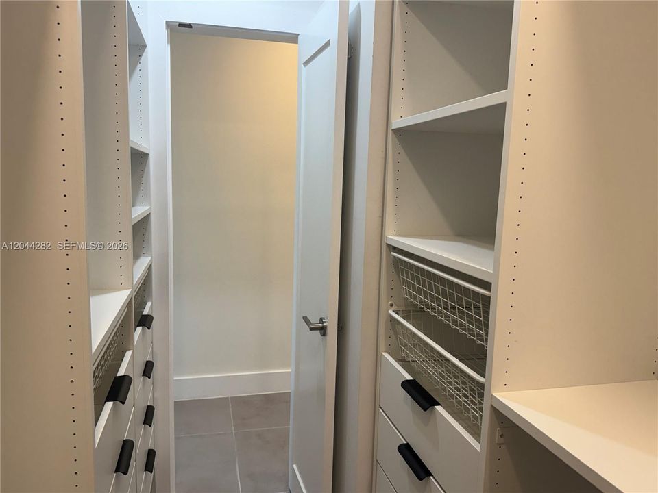 En Venta: $519,900 (2 camas, 2 baños, 1273 Pies cuadrados)