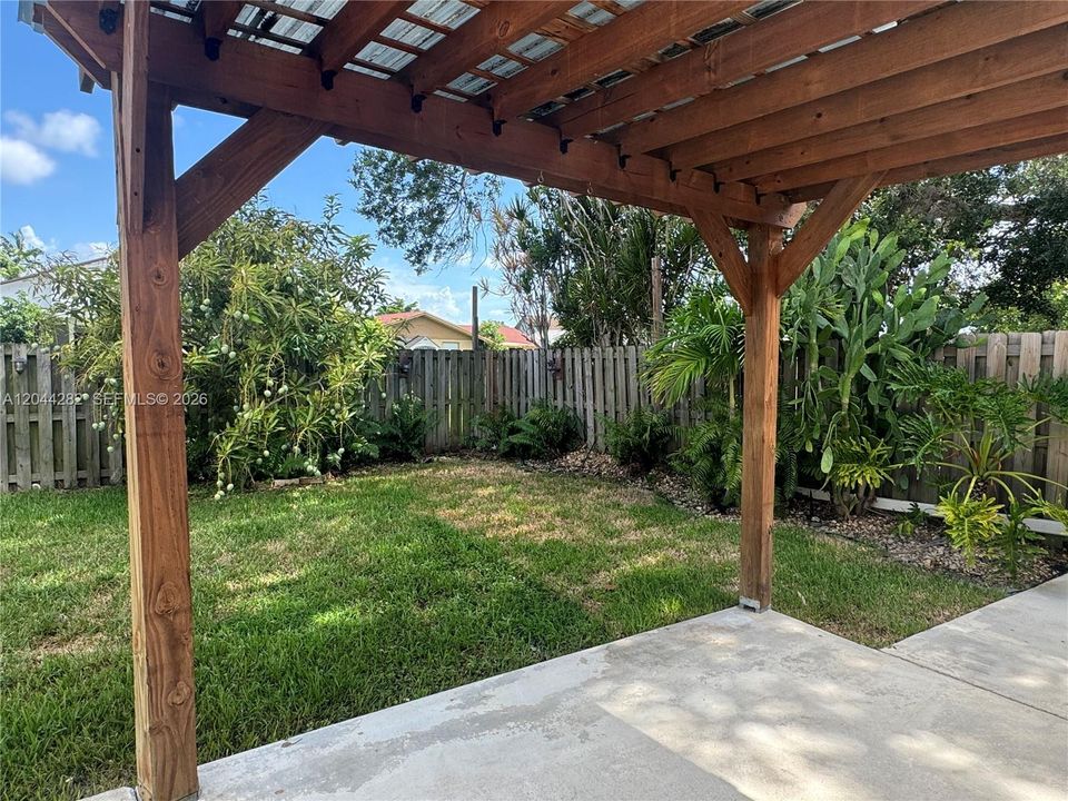 En Venta: $519,900 (2 camas, 2 baños, 1273 Pies cuadrados)