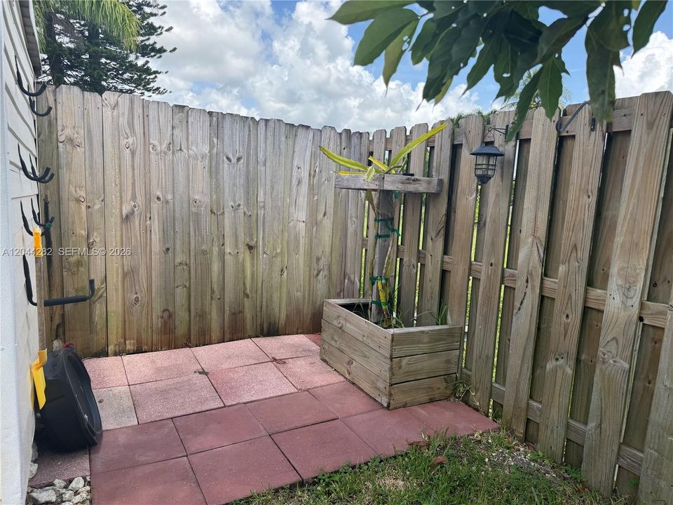 En Venta: $519,900 (2 camas, 2 baños, 1273 Pies cuadrados)