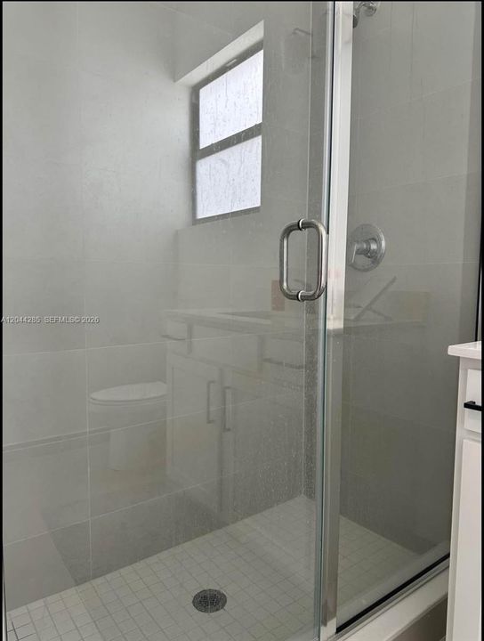 В аренду: $1,700 (1 спален, 1 ванн, 200 Квадратных фут)