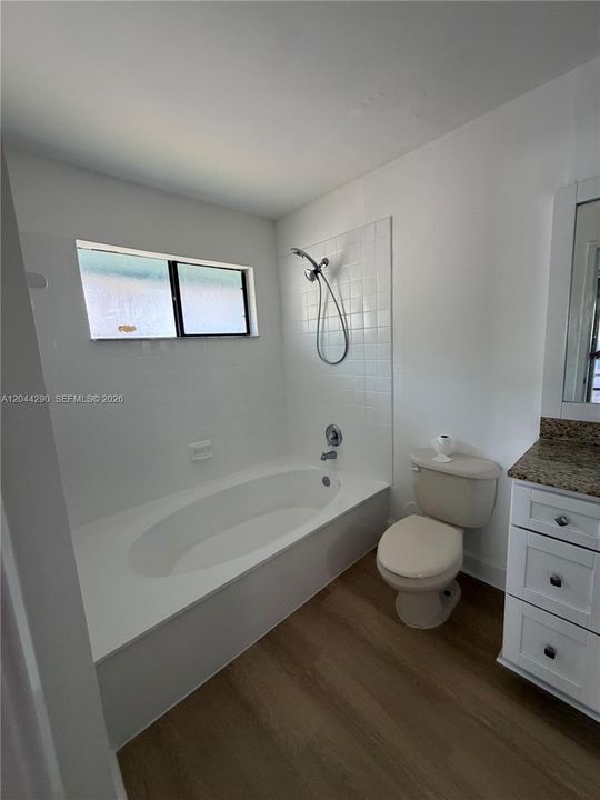 В аренду: $2,490 (3 спален, 2 ванн, 1186 Квадратных фут)