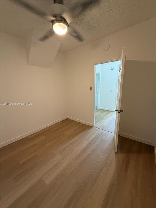 В аренду: $2,490 (3 спален, 2 ванн, 1186 Квадратных фут)