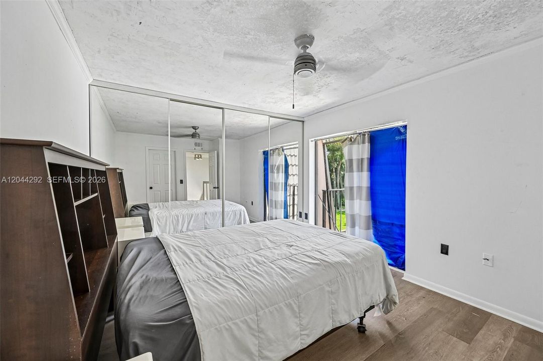 На продажу: $265,000 (2 спален, 2 ванн, 1236 Квадратных фут)