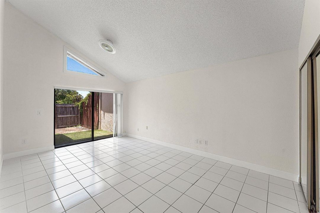 020-7627SierraDriveWest-BocaRaton-FL-334