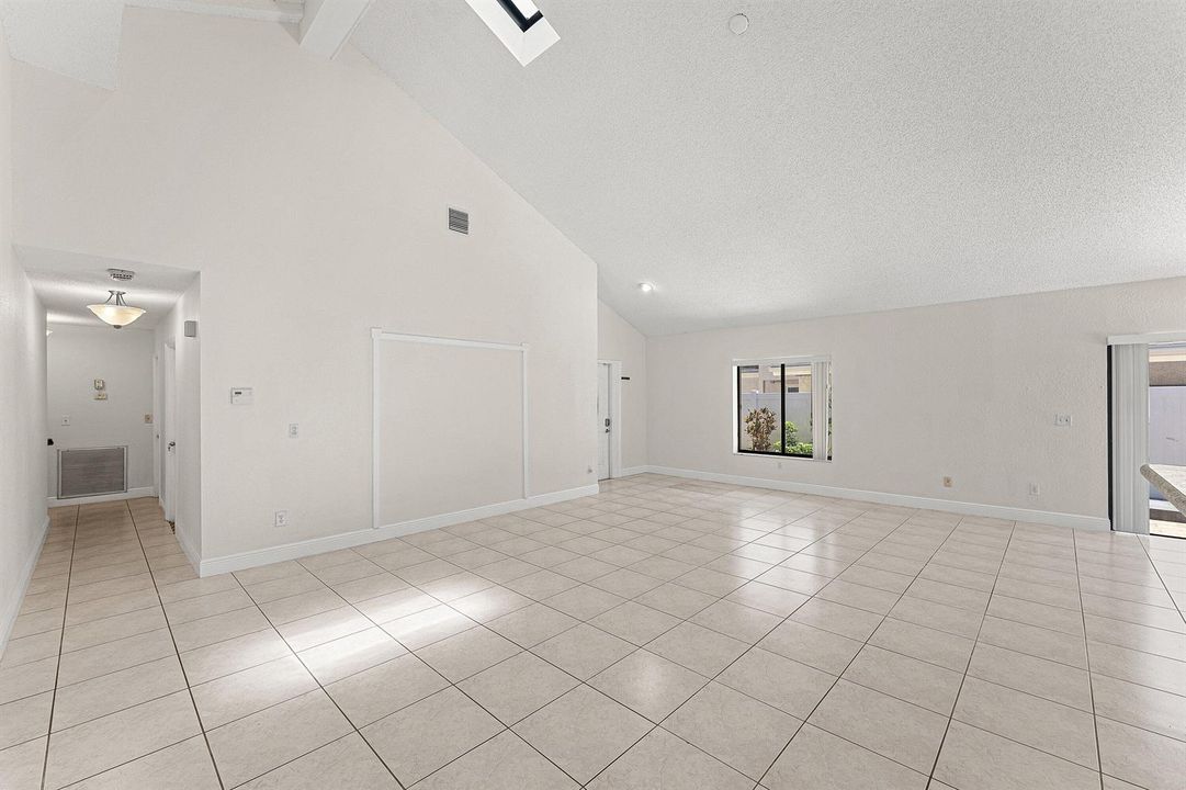 007-7627SierraDriveWest-BocaRaton-FL-334