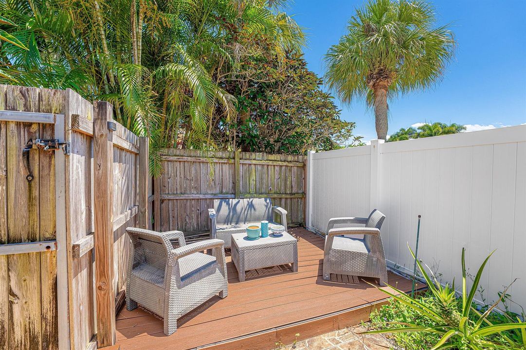 031-7627SierraDriveWest-BocaRaton-FL-334