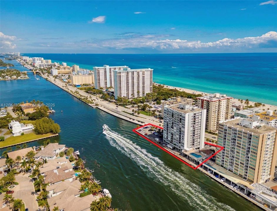 For Rent: $2,850 (2 beds, 2 baths, 1252 Square Feet)