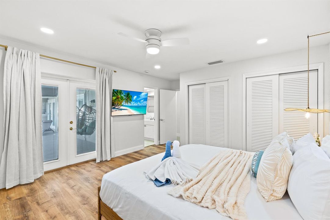 Master Bed 4