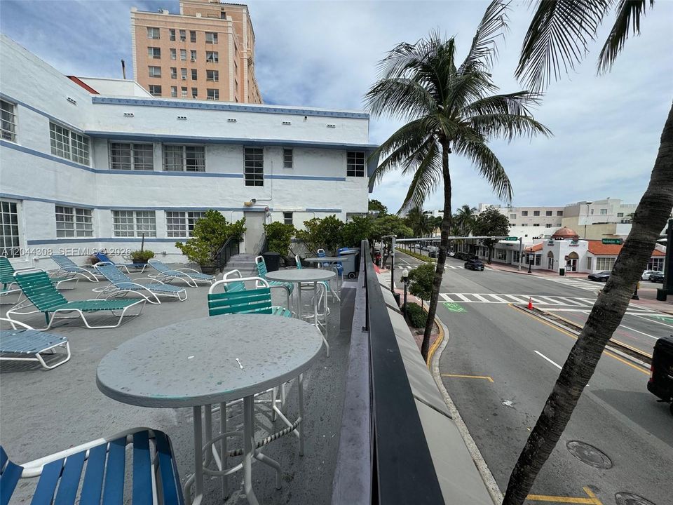 Sundeck