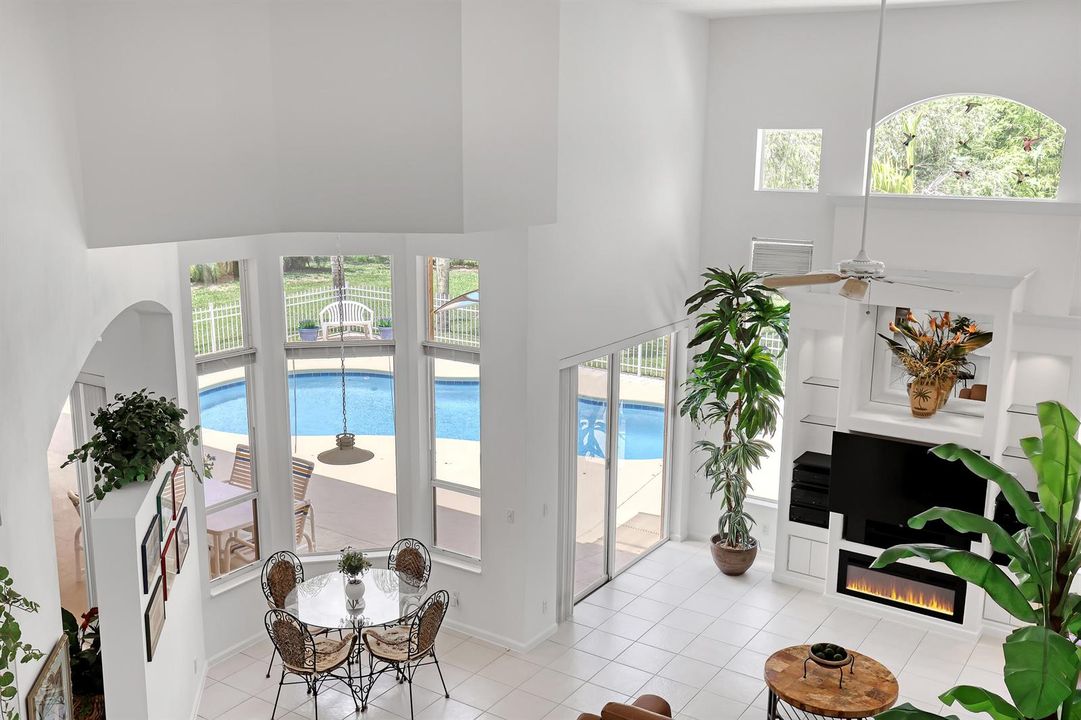 559 SW Squire Johns (41)f