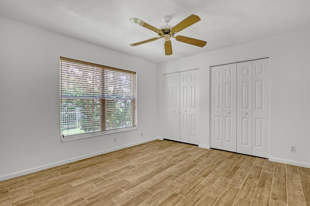 559 SW Squire Johns (37)