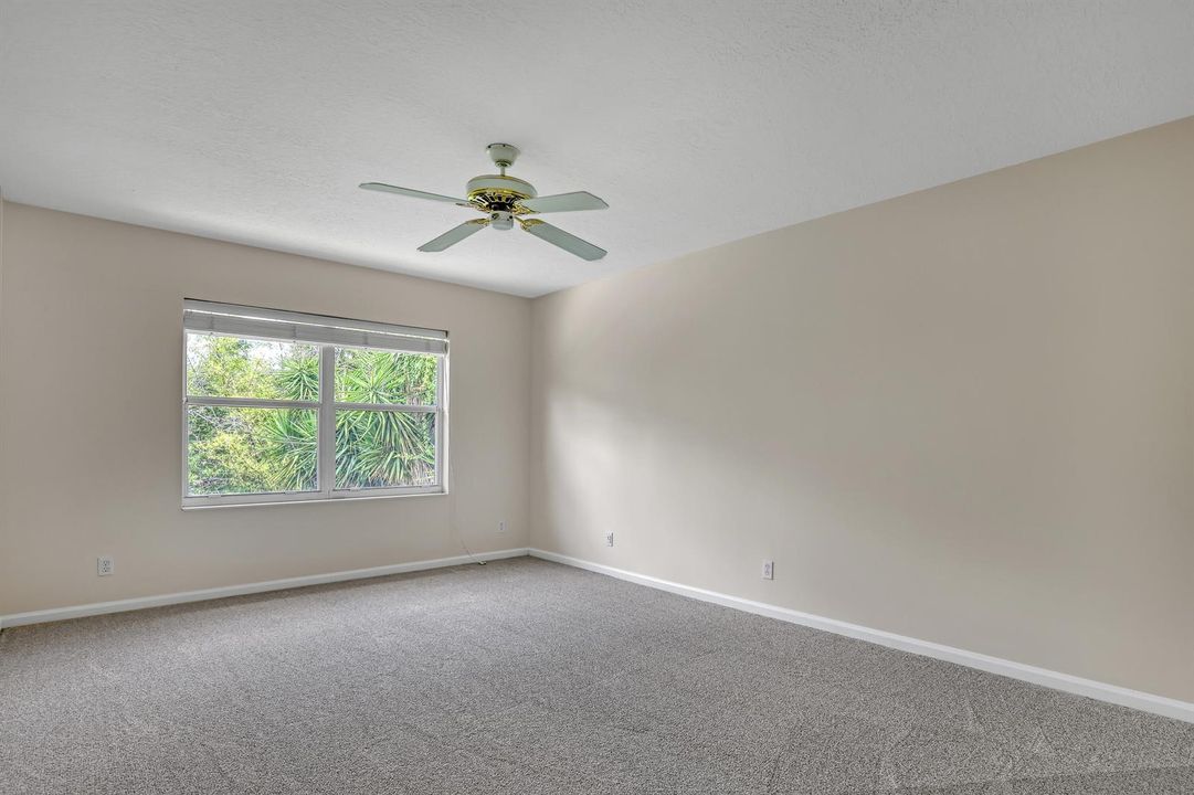 559 SW Squire Johns (46)