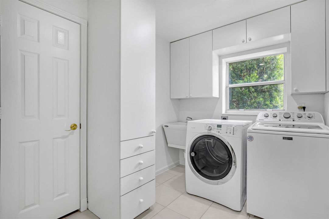 559 SW Squire Johns (27)