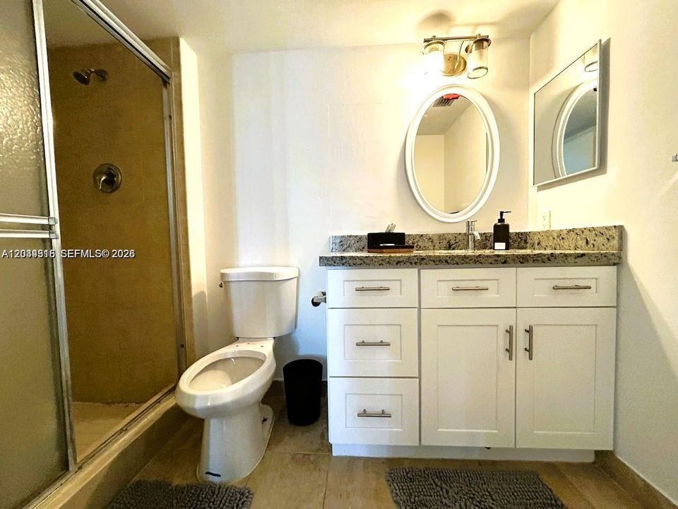 En Renta: $2,570 (2 camas, 2 baños, 1005 Pies cuadrados)