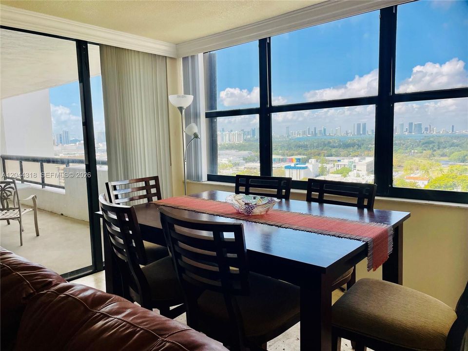 For Sale: $750,000 (2 beds, 2 baths, 890 Square Feet)