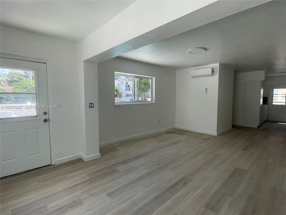 For Rent: $2,400 (1 beds, 1 baths, 0 Square Feet)