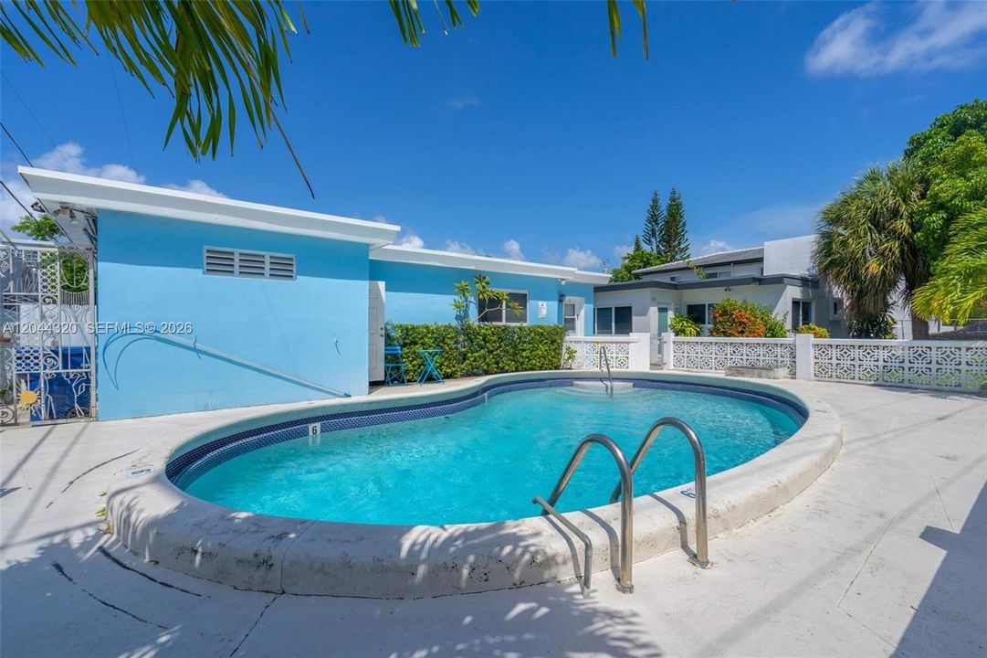 For Rent: $2,400 (1 beds, 1 baths, 0 Square Feet)