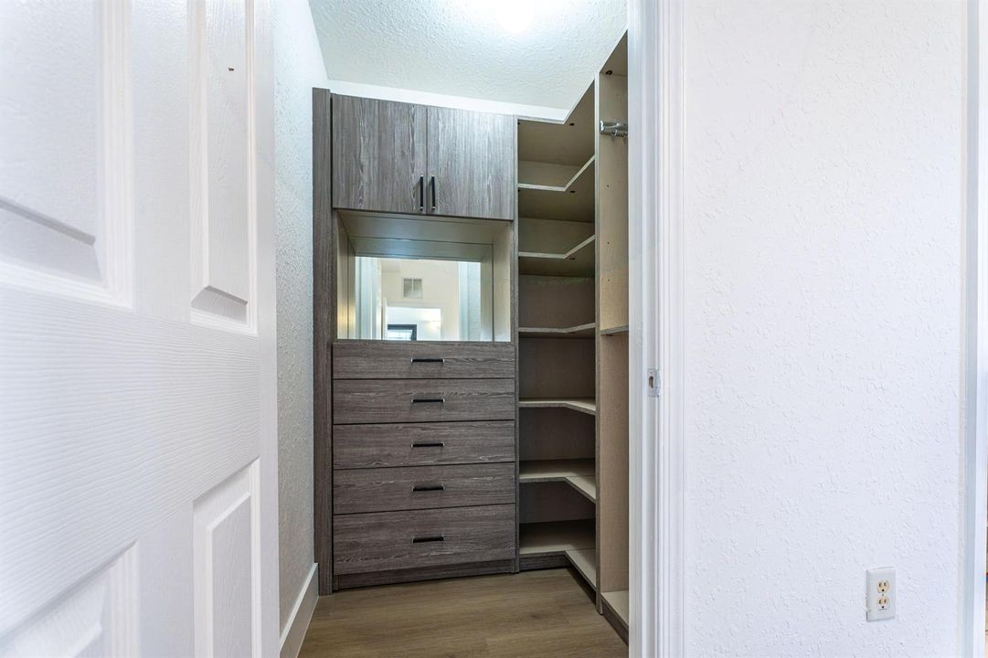 custom made closets
