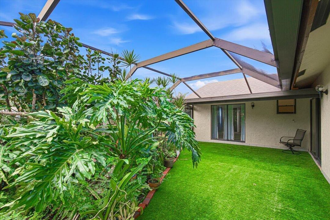 10-Patio