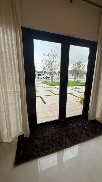 В аренду: $3,500 (3 спален, 2 ванн, 2000 Квадратных фут)