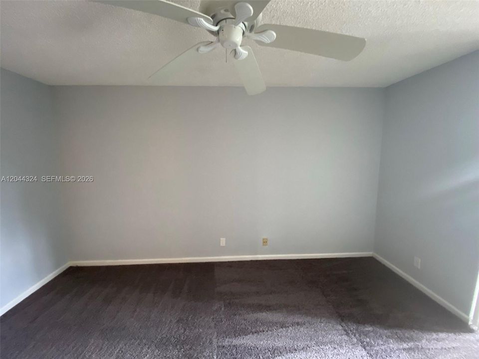 В аренду: $1,900 (1 спален, 1 ванн, 718 Квадратных фут)