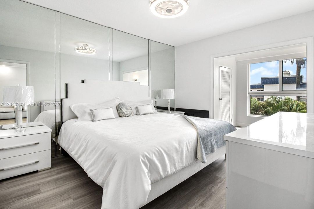 For Sale: $379 (2 beds, 2 baths, 1000 Square Feet)