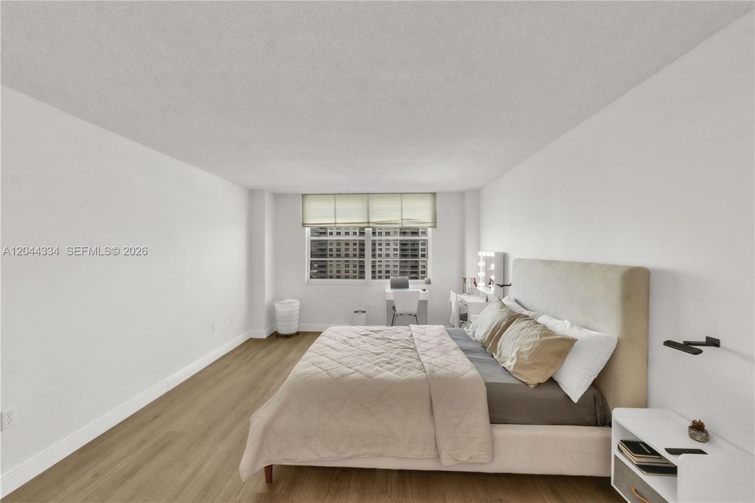 En Venta: $305,000 (2 camas, 2 baños, 1220 Pies cuadrados)