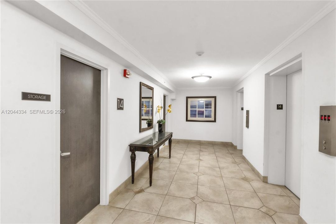 En Venta: $305,000 (2 camas, 2 baños, 1220 Pies cuadrados)